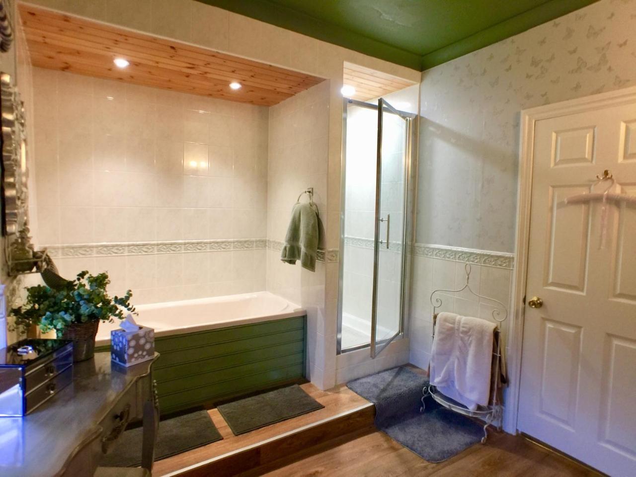 The Suites At Ty Anne Beaumaris Exterior foto